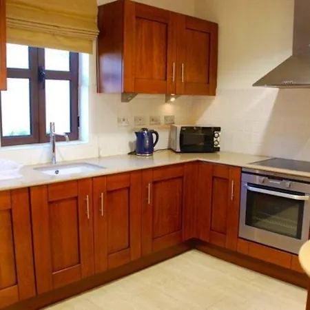 “the Ultimate Guide To Renting Your Dream Villa″ - Apollo